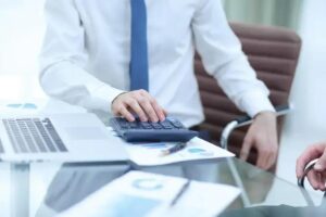 Economia e IR Brasil: Entenda como o Imposto de Renda Impacta sua Vida